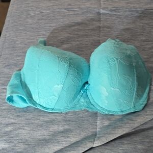 Elegant Lace Underwire Bra in Turquoise